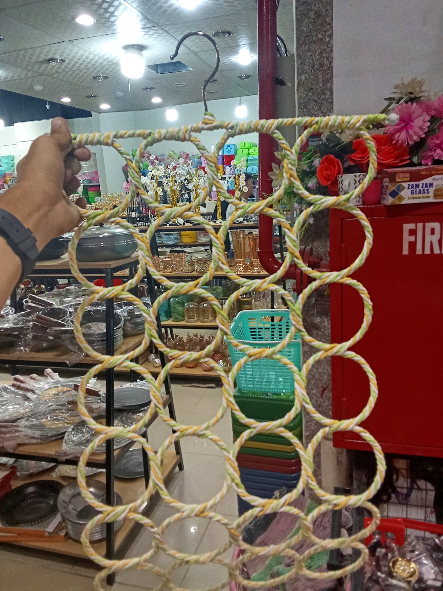 Folding Hanger