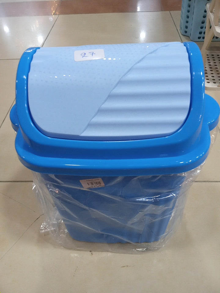 Spark Dustbin - Sleek Metal Design
