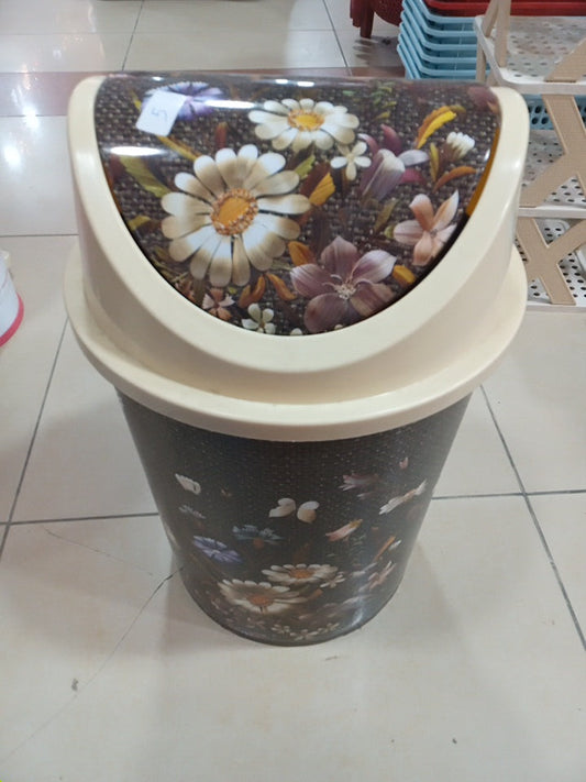 Dustbin With Lid By Kings Products